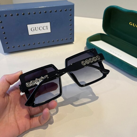 Gucci Women\'s Designer Sunglasses main image 6
